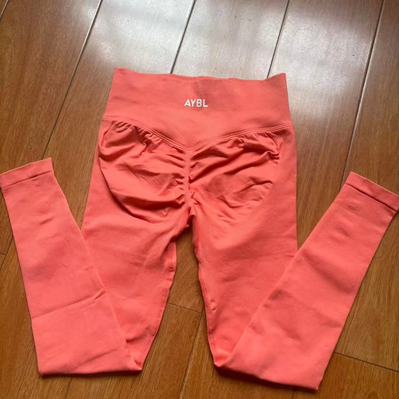AuraSculpt™ Seamless Scrunch Butt Leggings